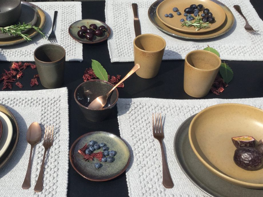 styling dining earth colours